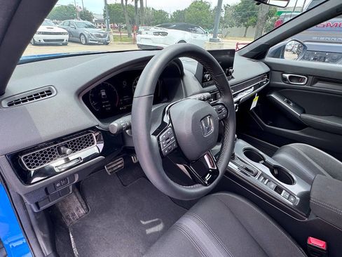 Used 2026 Honda Civic Sport image 17