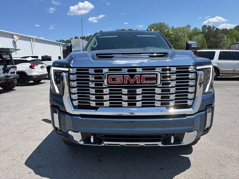 Used 2025 GMC Sierra 2500 Denali w/ Denali Reserve Package image 3