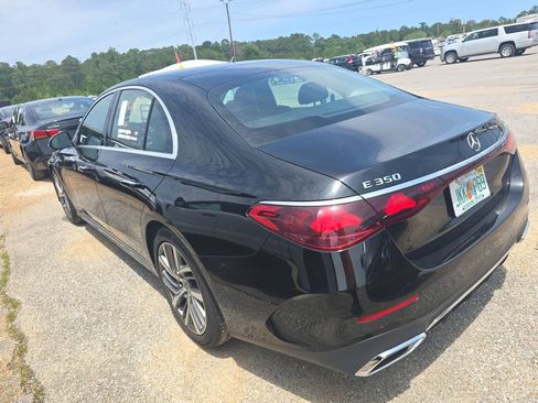 Used 2025 Mercedes-Benz E 350 4MATIC Sedan w/ Winter Package image 4