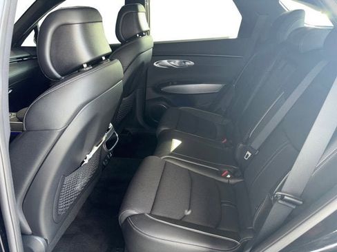 New 2025 Genesis GV70 3.5T Sport image 9