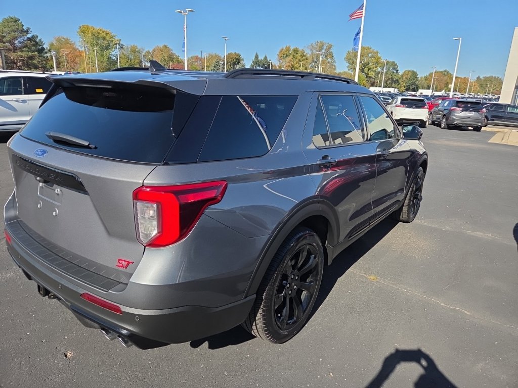 Certified 2023 Ford Explorer ST w/ Equipment Group 401A AWD/4WD image 10