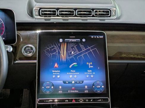 Certified 2022 Mercedes-Benz S 580 4MATIC Sedan image 15