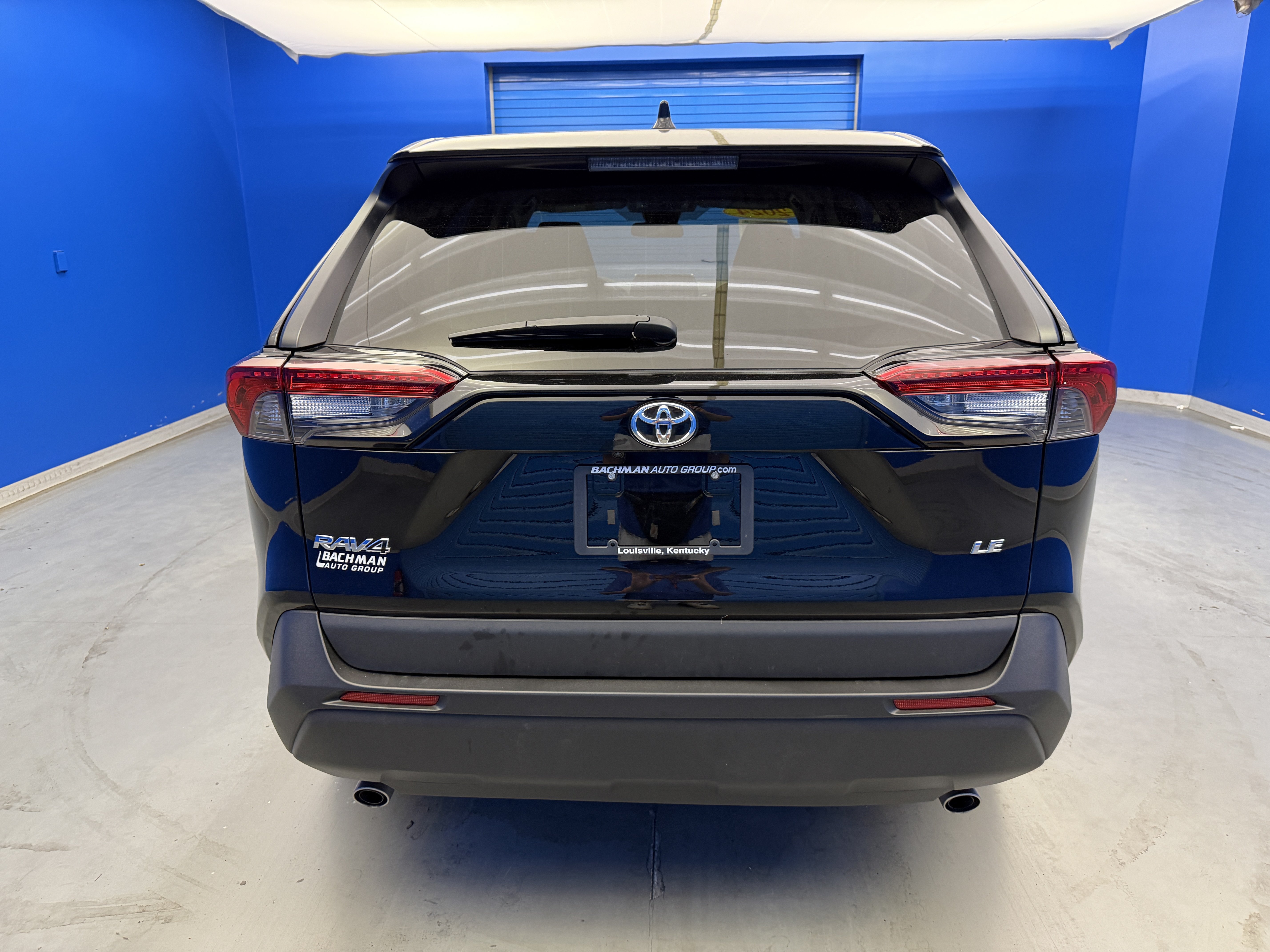 Used 2024 Toyota RAV4 LE FWD image 6