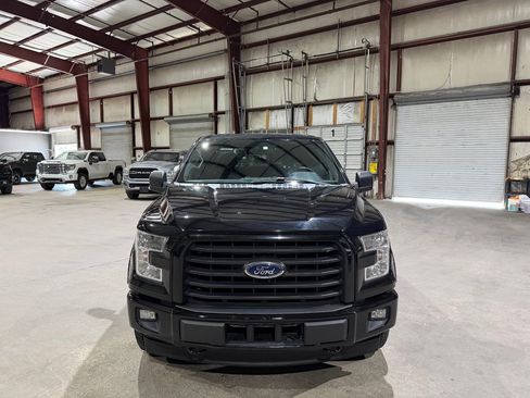 Used 2017 Ford F150 XLT w/ Equipment Group 302A Luxury AWD/4WD image 10
