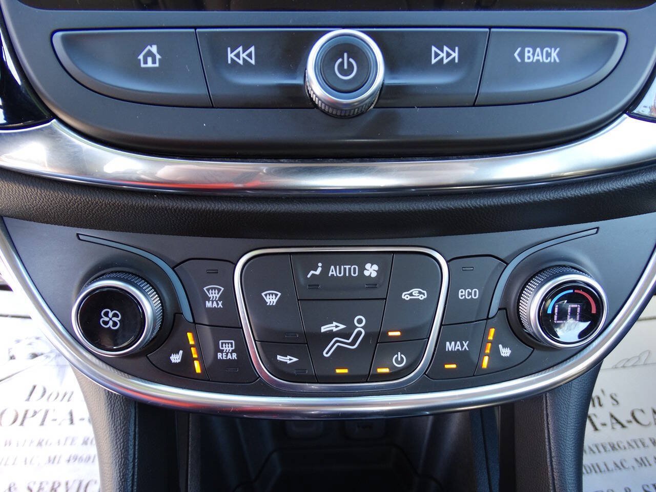 Used 2018 Chevrolet Volt Premier FWD image 22