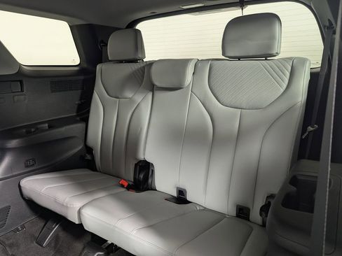 Used 2023 Hyundai Palisade SEL FWD image 26