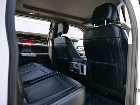 Used 2019 Ford F350 Lariat AWD/4WD image 36