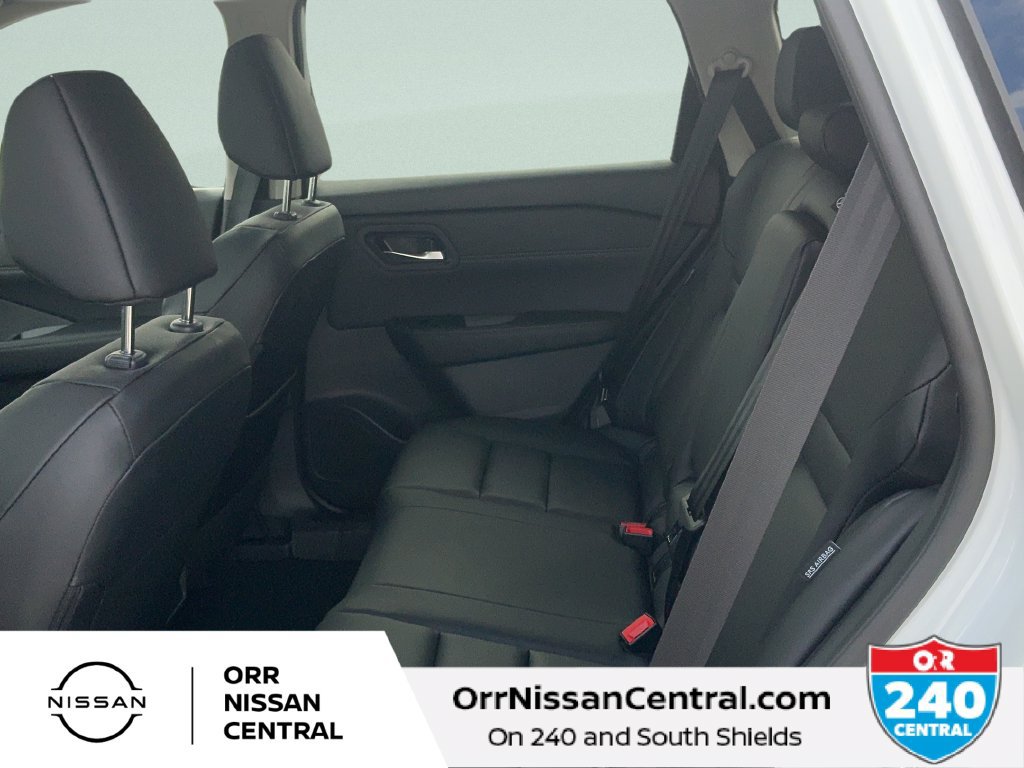 New 2027 Nissan Rogue Dark Armor FWD image 13