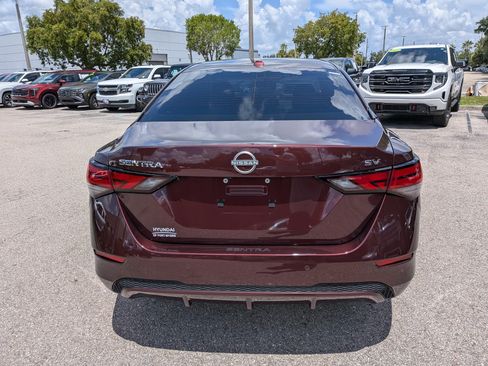 Used 2024 Nissan Sentra SV FWD image 5