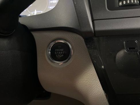 Used 2020 Toyota Sienna XLE w/ XLE Navigation Package AWD/4WD image 15