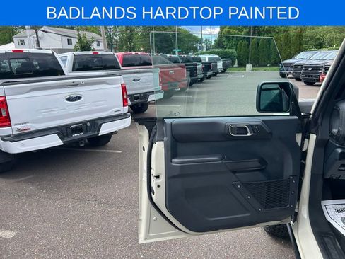 Certified 2025 Ford Bronco Badlands AWD/4WD image 10