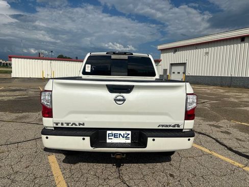 Used 2018 Nissan Titan PRO-4X AWD/4WD image 7