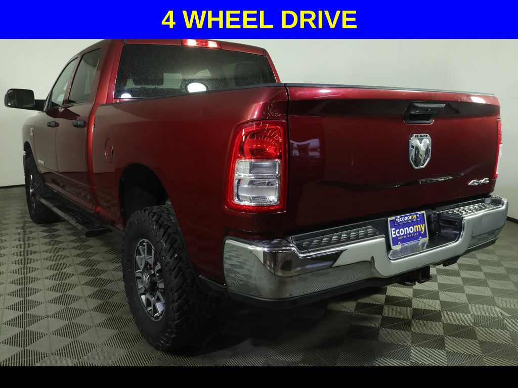 Used 2021 RAM 2500 Tradesman w/ Chrome Appearance Group AWD/4WD image 4