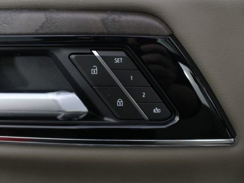 New 2026 GMC Yukon XL Denali image 18