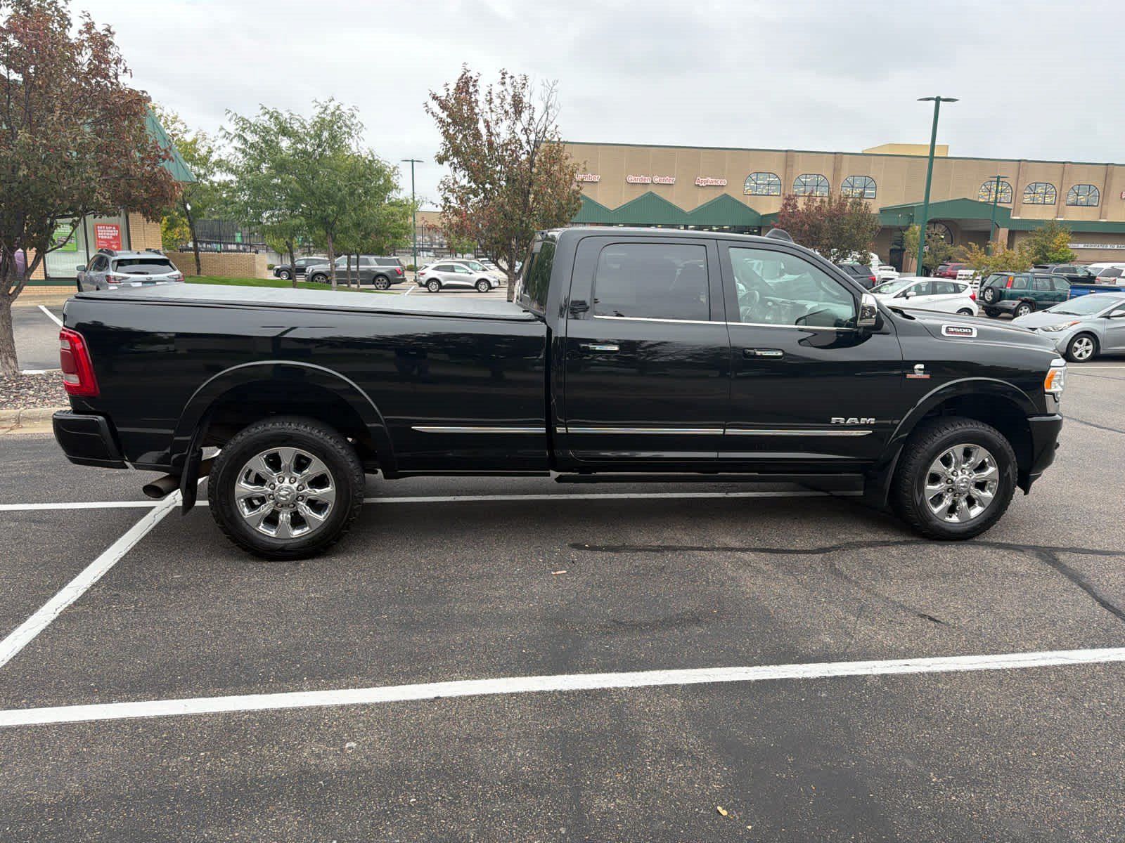 Used 2019 RAM 3500 Limited AWD/4WD image 4