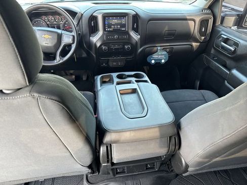 Certified 2020 Chevrolet Silverado 2500 Custom w/ Custom Value Package image 10