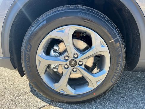New 2026 Ford Escape ST-Line w/ Tech Pack #1 AWD/4WD image 42