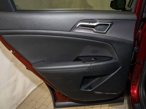 Certified 2025 Kia Sportage SX image 10