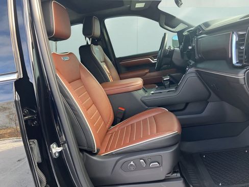 Used 2024 GMC Sierra 1500 Denali Ultimate image 33