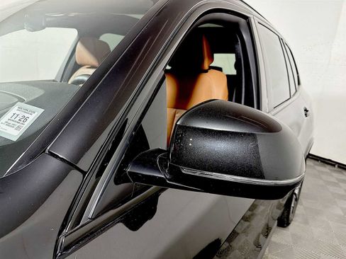 Used 2022 BMW X5 xDrive40i w/ M Sport Package image 29