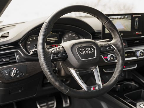 Used 2024 Audi S5 Premium image 9