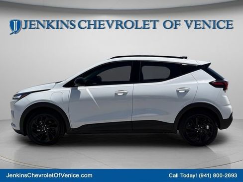 New 2027 Chevrolet Bolt RS FWD image 9