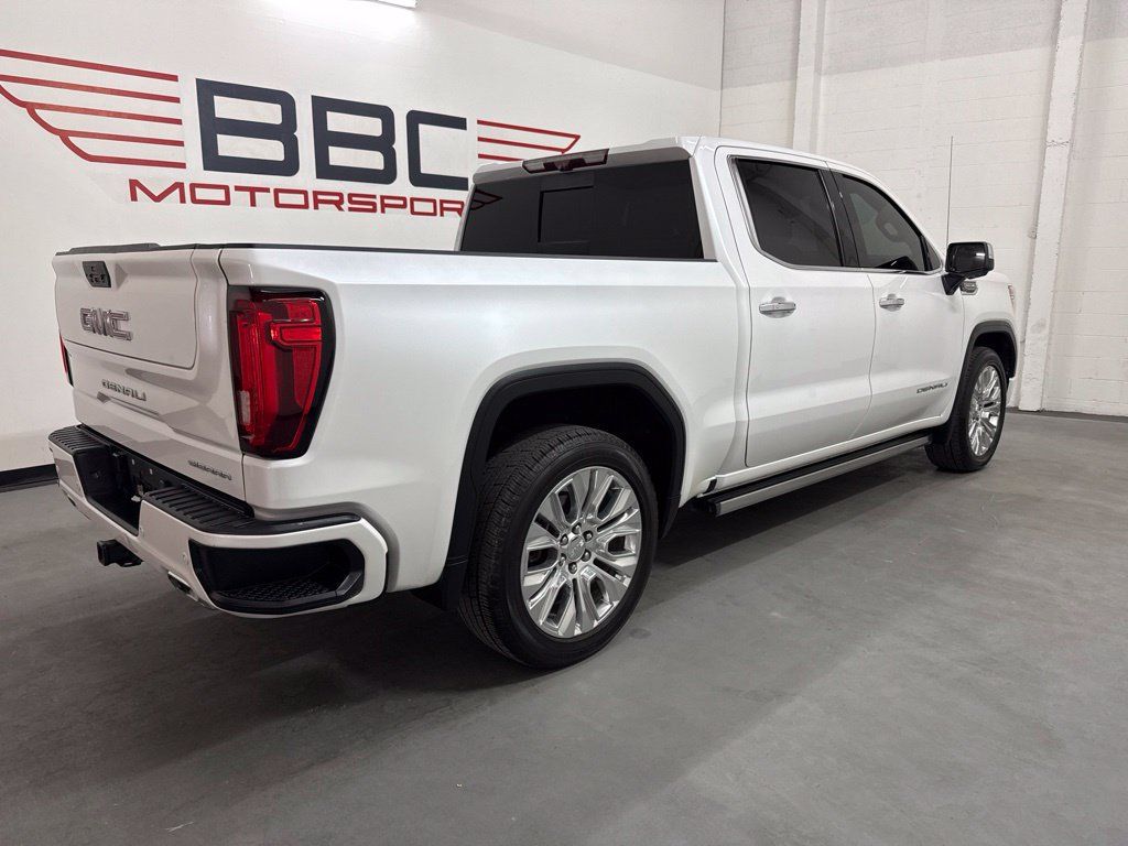 Used 2020 GMC Sierra 1500 Denali w/ Denali Ultimate Package AWD/4WD image 3