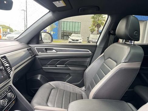 Used 2020 Volkswagen Atlas Cross Sport SEL Premium R-Line AWD/4WD image 16