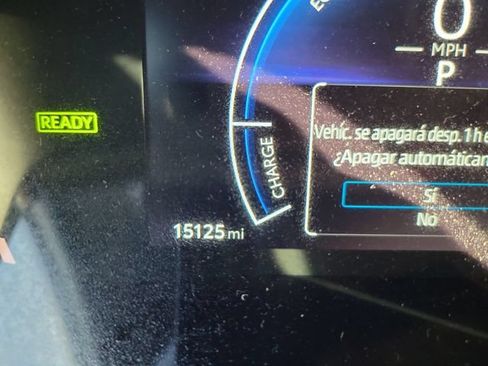 Used 2025 Toyota Camry SE FWD image 18