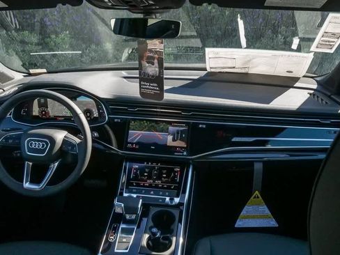 New 2026 Audi Q7 2.0T Premium image 11