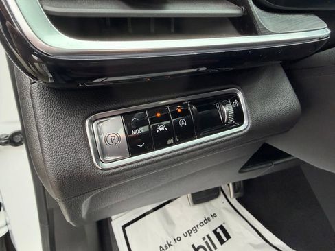 Certified 2024 Buick Envision Sport Touring AWD/4WD image 20
