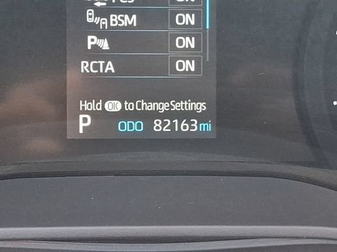Used 2021 Toyota Sienna XLE FWD image 23