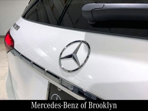 Used 2025 Mercedes-Benz GLE 350 4MATIC image 33