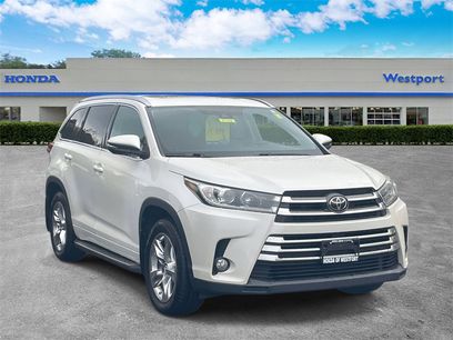 Used 2017 Toyota Highlander Limited
