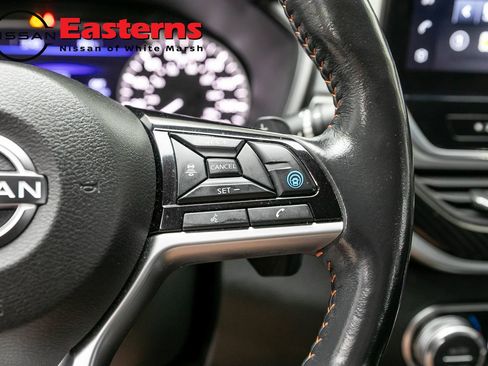 Used 2023 Nissan Altima 2.0 SR FWD image 16