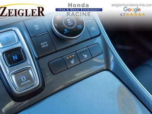 Used 2023 Hyundai Santa Fe SEL w/ Premium Package image 28