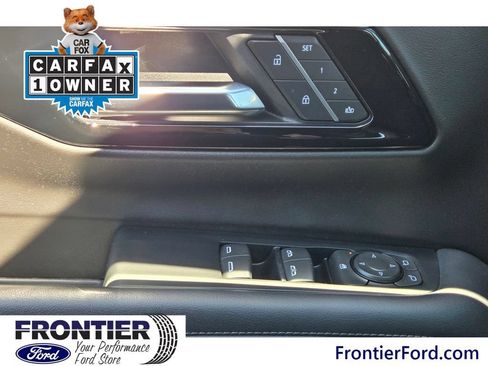 Used 2025 Chevrolet Tahoe LT RWD image 26
