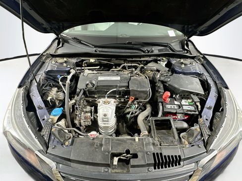 Used 2015 Honda Accord LX image 30