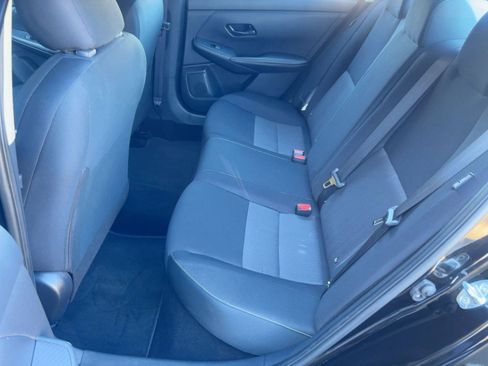 Used 2024 Nissan Sentra SV image 15