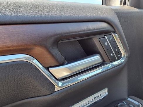 Used 2024 GMC Sierra 1500 Denali w/ Denali Reserve Package image 16