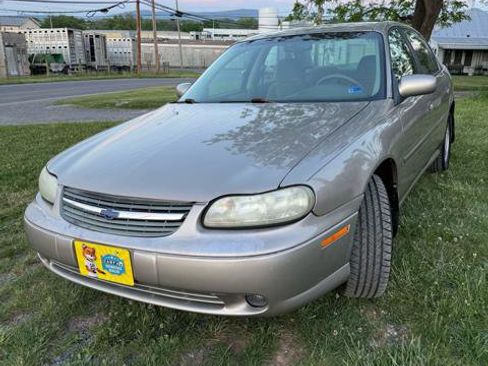 Used 2000 Chevrolet Malibu LS FWD image 3