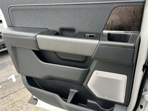 Used 2023 Ford F150 Lariat w/ Equipment Group 502A High image 19