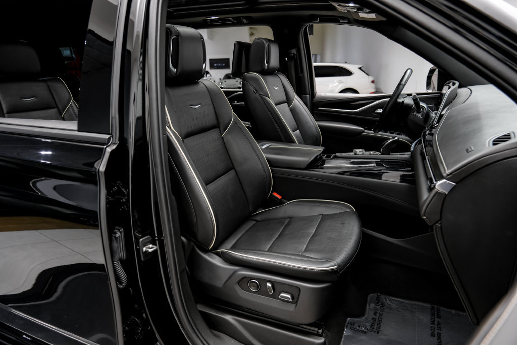 Used 2021 Cadillac Escalade ESV Sport AWD/4WD image 50