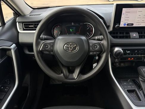 Certified 2025 Toyota RAV4 LE FWD image 15