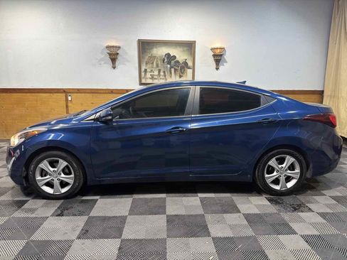 Used 2016 Hyundai Elantra Value Edition FWD image 2