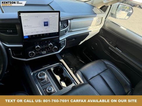 Used 2024 Ford Expedition XLT image 25