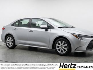 Used 2025 Toyota Corolla LE video 1