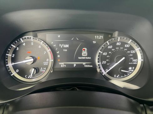 Used 2022 Toyota Highlander XLE AWD/4WD image 64
