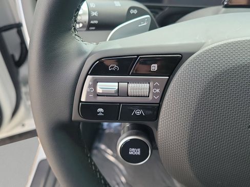 New 2026 Hyundai Ioniq 5 SE image 22