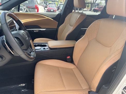 Used 2025 Lexus RX 350 Premium FWD image 7